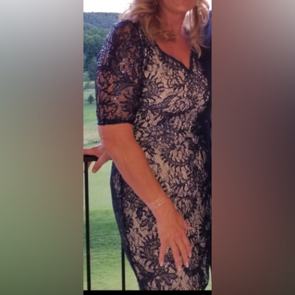 Women’s Navy blue cocktail Dress, Large